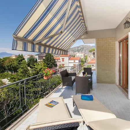 Double House Bybeach Apartment