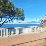 Double House Bybeach Сорренто